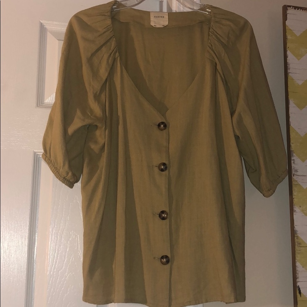 Blouse with Wooden Buttons‼️